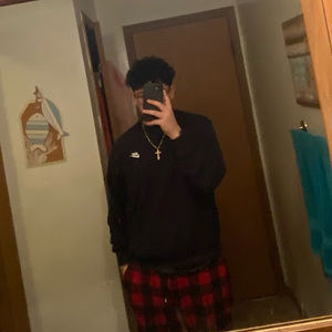 Meet your Posher, Gregorio